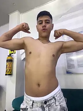 Snapshot of Angel_Khouri chatting on October 2025 03:36:01 AM Angel Khouri online show from October 2025 03:36:01 AM