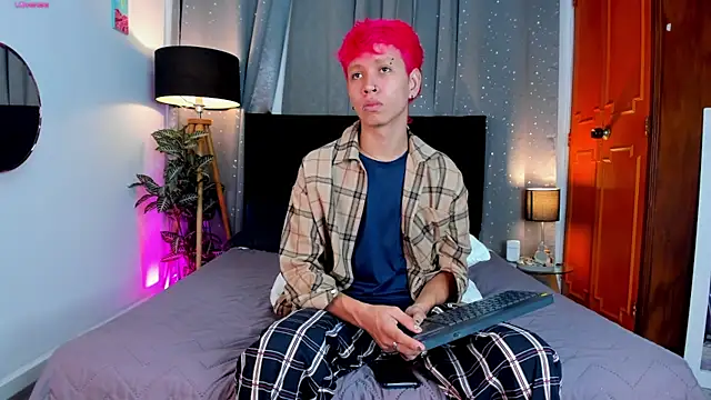 Snapshot of Brian-Ausslos chatting on February 2025 04:52:01 AM Brian-Ausslos online show from February 2025 04:52:01 AM