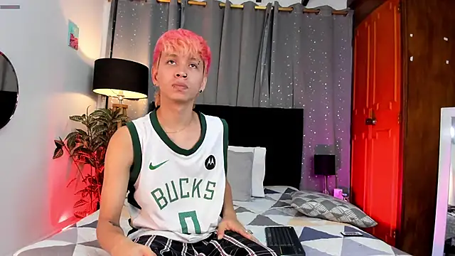 Snapshot of Brian-Ausslos chatting on March 2025 04:56:01 AM Brian-Ausslos online show from March 2025 04:56:01 AM