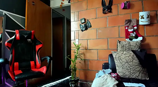 Snapshot of Adam_Valenciia chatting on January 2025 08:13:01 PM Adam Valenciia online show from January 2025 08:13:01 PM