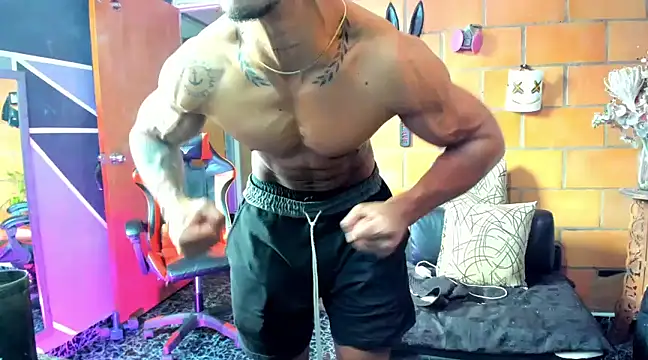 Snapshot of Adam_Valenciia chatting on February 2025 10:20:02 PM Adam Valenciia online show from February 2025 10:20:02 PM