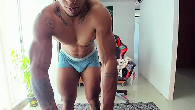 Snapshot of Adam_Valenciia chatting on September 2025 06:22:02 PM Adam Valenciia online show from September 2025 06:22:02 PM