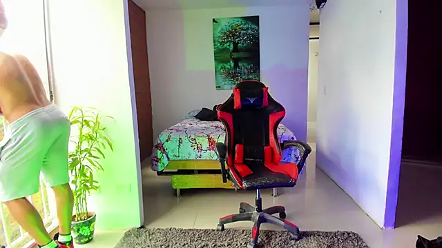 Snapshot of Adam_Valenciia chatting on October 2025 07:23:02 PM Adam Valenciia online show from October 2025 07:23:02 PM