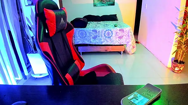 Snapshot of Adam_Valenciia chatting on November 2025 04:00:01 AM Adam Valenciia online show from November 2025 04:00:01 AM