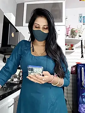 Snapshot of Best-Couple chatting on November 2025 03:50:02 AM Best-Couple online show from November 2025 03:50:02 AM