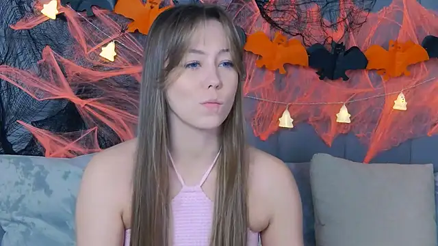 TheEmma online show from November 2025 08:28:02 AM