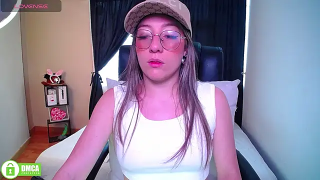 Qadesh Boix online show from October 2025 06:01:01 PM