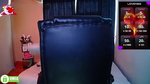 Qadesh Boix online show from November 2025 05:59:01 PM