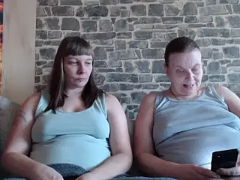 Snapshot of Sweet_Phoenix chatting on January 2025 09:40:02 AM Sweet Phoenix online show from January 2025 09:40:02 AM