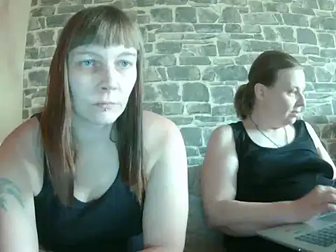 Snapshot of Sweet_Phoenix chatting on January 2025 01:30:01 PM Sweet Phoenix online show from January 2025 01:30:01 PM