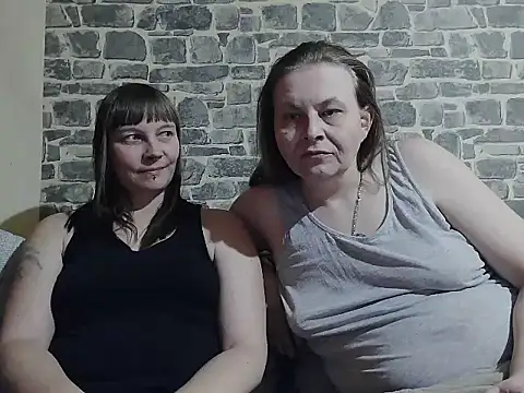 Snapshot of Sweet_Phoenix chatting on February 2025 05:37:02 PM Sweet Phoenix online show from February 2025 05:37:02 PM