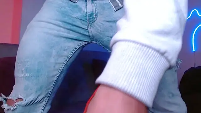 Joylopez fit online show from February 2025 04:46:02 PM