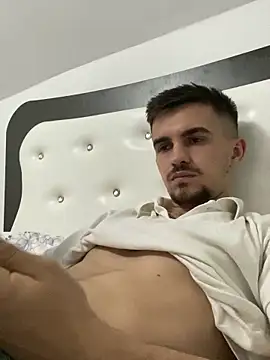 Snapshot of Demonpull69 chatting on March 2025 03:43:01 AM Demonpull69 online show from March 2025 03:43:01 AM