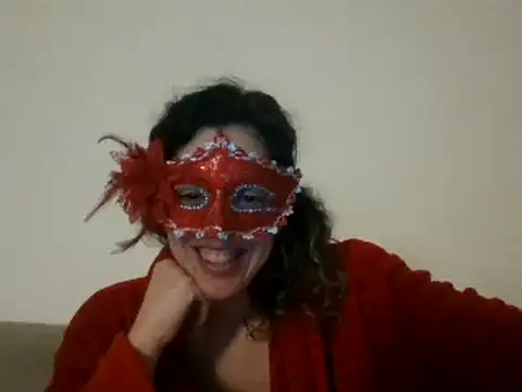 Snapshot of couple-tuga chatting on January 2025 10:32:02 PM couple-tuga online show from January 2025 10:32:02 PM