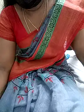 Snapshot of Tamil_Vishalini chatting on January 2025 06:02:02 PM Tamil Vishalini online show from January 2025 06:02:02 PM