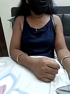 Snapshot of Tamil_Vishalini chatting on January 2025 04:19:01 AM Tamil Vishalini online show from January 2025 04:19:01 AM