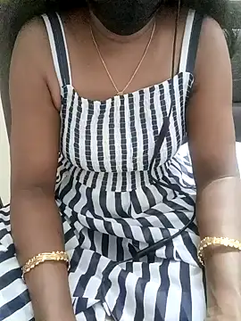 Snapshot of Tamil_Vishalini chatting on February 2025 01:13:01 AM Tamil Vishalini online show from February 2025 01:13:01 AM