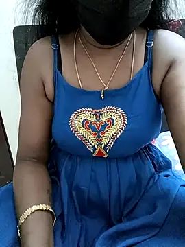 Snapshot of Tamil_Vishalini chatting on February 2025 01:25:02 AM Tamil Vishalini online show from February 2025 01:25:02 AM