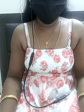 Snapshot of Tamil_Vishalini chatting on February 2025 05:31:01 PM Tamil Vishalini online show from February 2025 05:31:01 PM