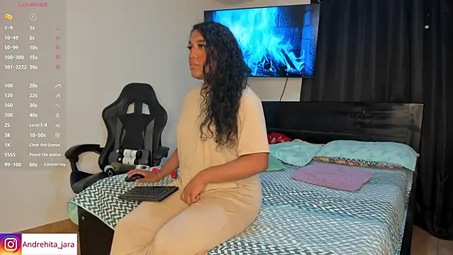 Snapshot of madisonbrunette chatting on October 2025 05:03:01 PM madisonbrunette online show from October 2025 05:03:01 PM