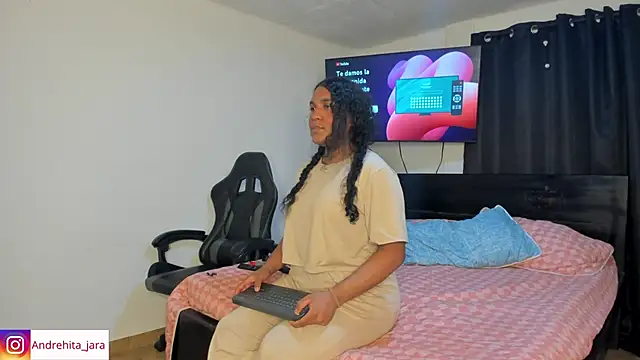 Snapshot of madisonbrunette chatting on October 2025 07:25:01 PM madisonbrunette online show from October 2025 07:25:01 PM