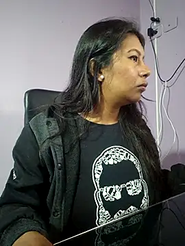 Snapshot of PaulaOrtiz_1 chatting on October 2025 08:08:02 PM PaulaOrtiz 1 online show from October 2025 08:08:02 PM