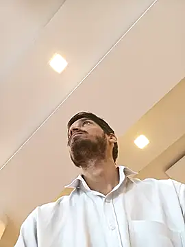 Tarun 0026 online show from October 2025 06:22:02 AM