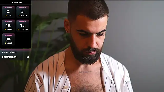 Snapshot of HairyRobxxx chatting on September 2025 05:29:02 PM HairyRobxxx online show from September 2025 05:29:02 PM