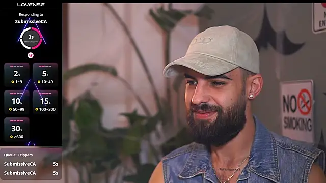 Snapshot of HairyRobxxx chatting on October 2025 03:08:01 PM HairyRobxxx online show from October 2025 03:08:01 PM