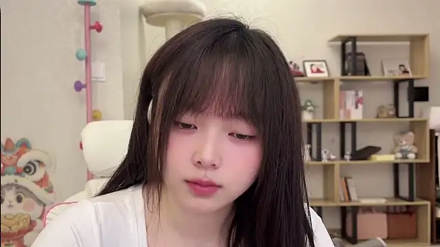 Chenjing0 online show from November 2025 03:28:01 AM