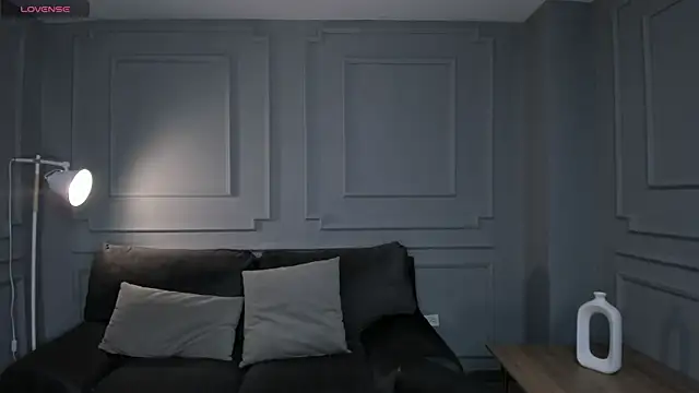 NiaSalvatore online show from March 2025 07:10:02 PM