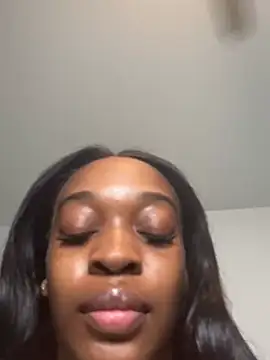 Snapshot of PrettypetitePrincess chatting on January 2025 04:47:01 AM PrettypetitePrincess online show from January 2025 04:47:01 AM