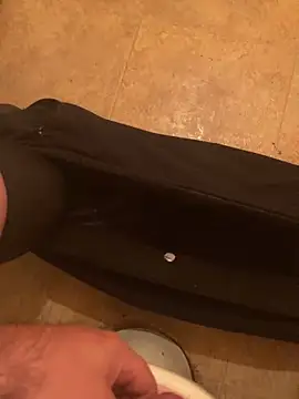 Snapshot of balint35 chatting on September 2025 01:04:01 PM balint35 online show from September 2025 01:04:01 PM