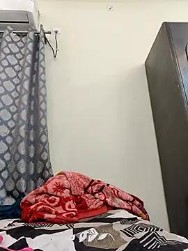 shreya1765 online show from October 2025 11:20:02 AM