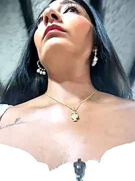 BELLA--26 online show from October 2025 02:03:01 PM