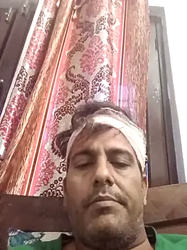 Snapshot of MAGNETICDADDY8 chatting on March 2025 12:55:02 PM MAGNETICDADDY8 online show from March 2025 12:55:02 PM