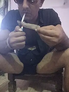 MAGNETICDADDY8 online show from October 2025 11:16:01 PM