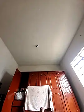 manterei2 online show from September 2025 05:12:02 PM