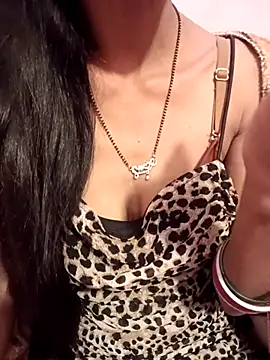 Stripper Maahi online show from November 2025 05:13:02 PM