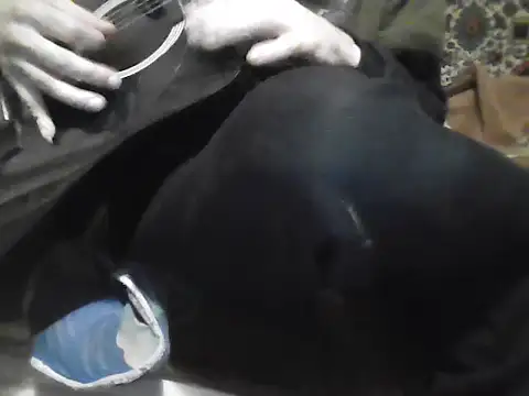 AlferezzSolvajo online show from September 2025 01:49:01 PM