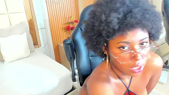 violeta ruiz  online show from February 2025 05:32:01 AM