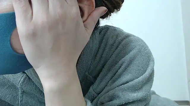 Snapshot of Mary-JP chatting on February 2025 04:22:01 AM Mary-JP online show from February 2025 04:22:01 AM