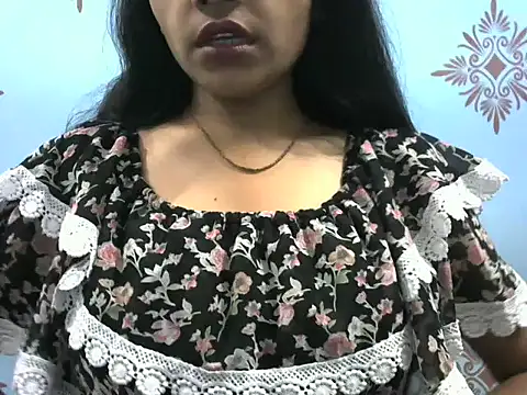 Snapshot of Misha_Sweett chatting on January 2025 03:56:02 PM Misha Sweett online show from January 2025 03:56:02 PM