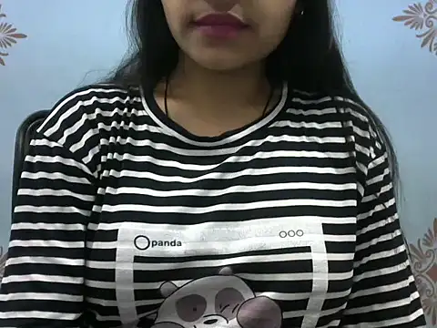 Snapshot of Misha_Sweett chatting on January 2025 03:40:01 PM Misha Sweett online show from January 2025 03:40:01 PM