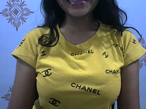 Snapshot of Misha_Sweett chatting on March 2025 03:31:02 PM Misha Sweett online show from March 2025 03:31:02 PM