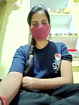 Snapshot of Pooja_cut chatting on October 2025 04:08:01 PM Pooja cut online show from October 2025 04:08:01 PM