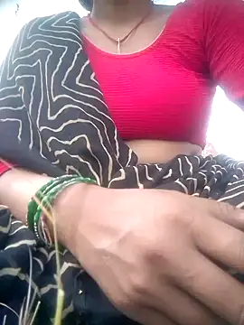 Amaya Bajwa online show from October 2025 03:50:01 AM