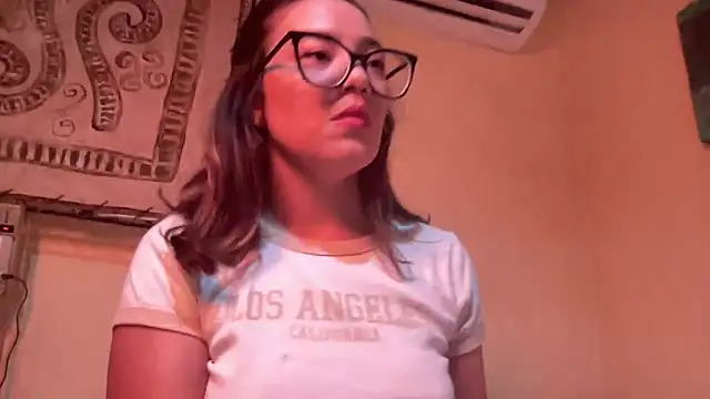 MadameNat online show from February 2025 02:33:02 AM