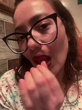 MadameNat online show from March 2025 09:35:02 AM