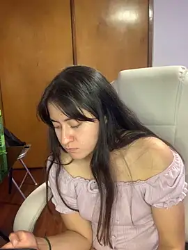 Snapshot of Camila_pinkk chatting on February 2025 08:55:02 PM Camila pinkk online show from February 2025 08:55:02 PM